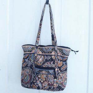 SOLD 03/08 Vera Bradley Tote